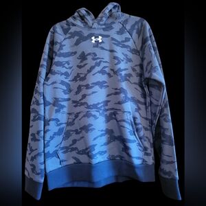 Under Armour Navy Storm Camo Hoodie Boys Large NWT